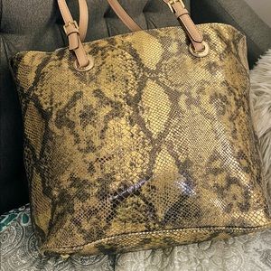 Michael Kors tote
